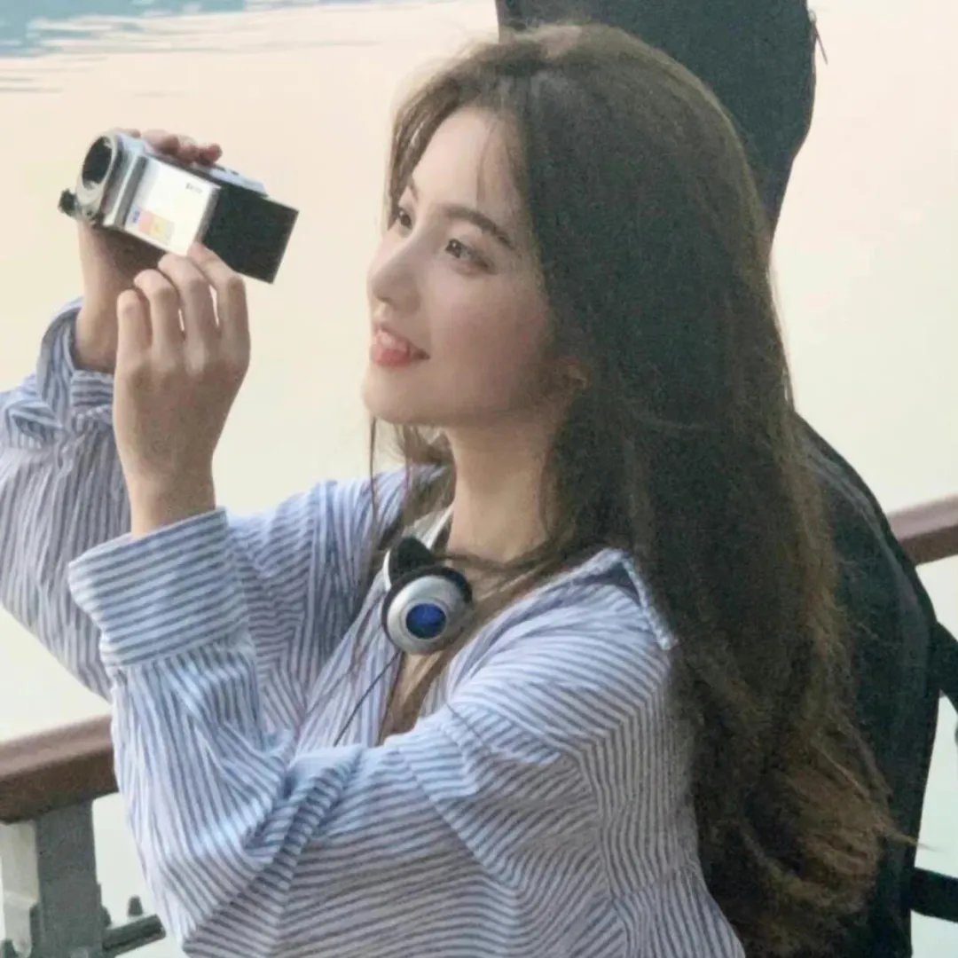 离婚后全城大佬追求我